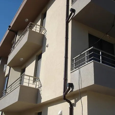 In Ravadinovo